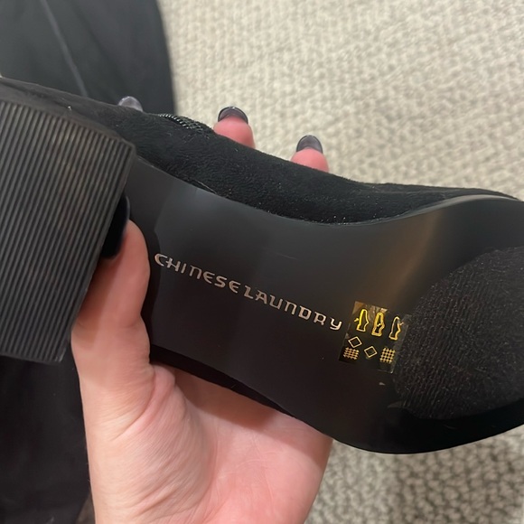 (Sold) NEW BLACK BOOTS - Picture 2 of 5